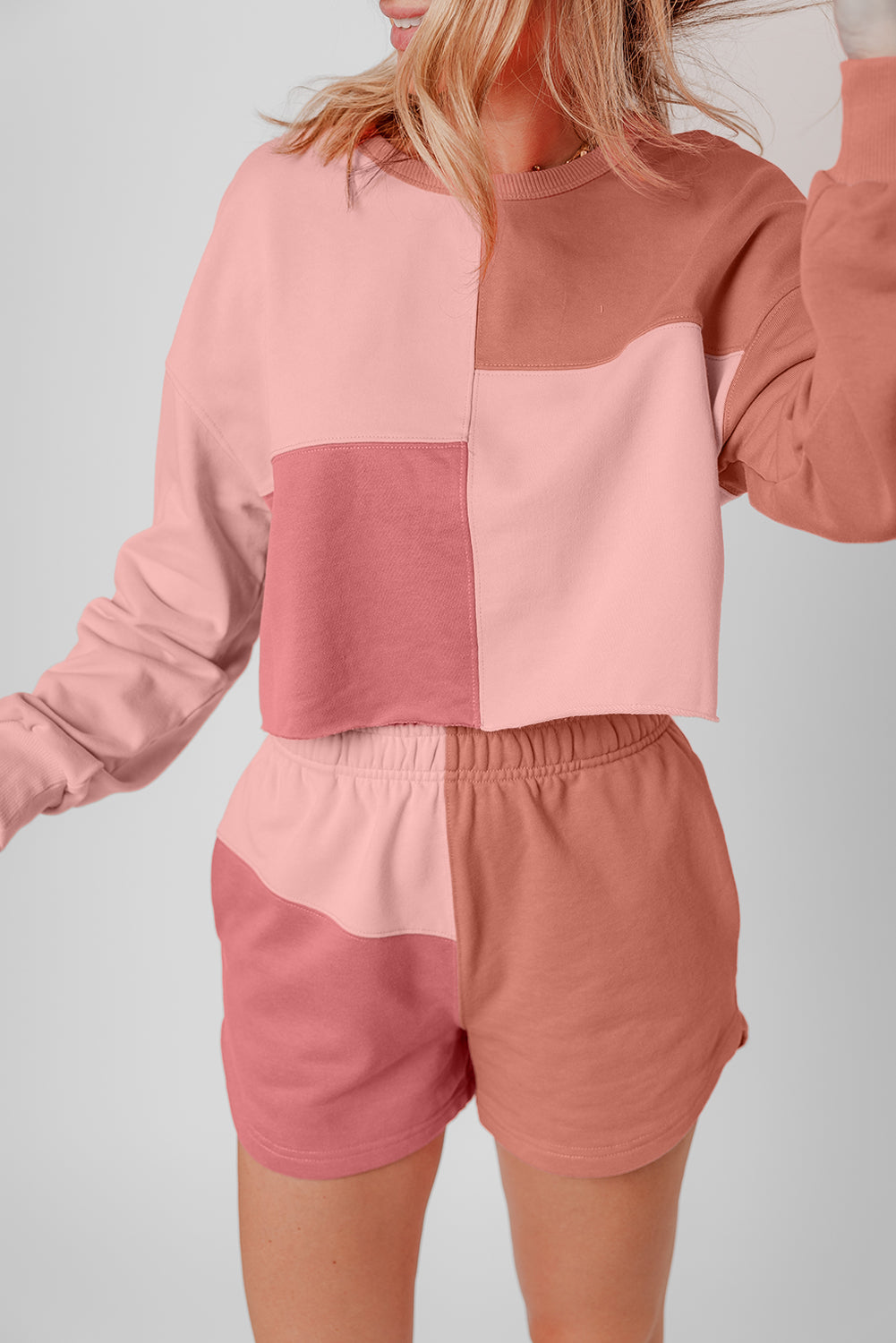 Peach Blossom Colorblock Patchwork Long Sleeve Shorts Outfit