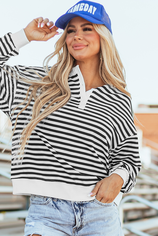 White Stripe Color Block Buttoned Crew Neck Oversized Sweatshirt