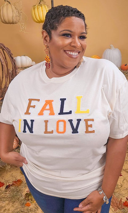 Soft Ideal Chenille Fall in Love Graphic T-Shirt