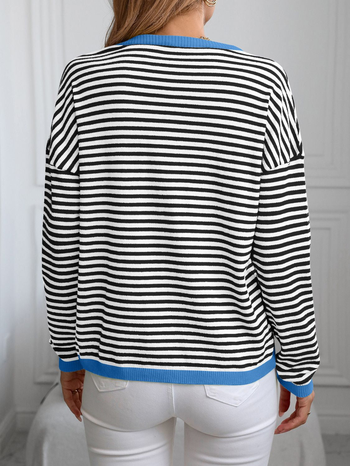 Contrast Trim Striped V-Neck Long Sleeve Knit Top