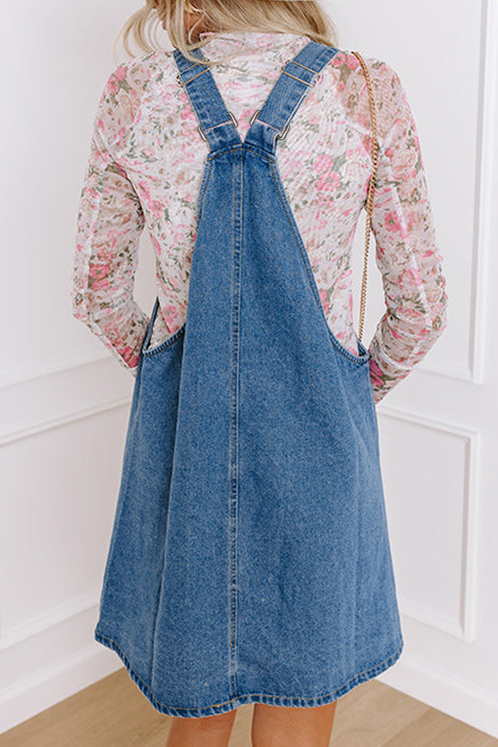 preppy denim dress Preppy Pineapple Boutique | Easy, comfy, and cute our favorite kind of outfit This denim midi dress is one you can throw on with sneakers, sandals, or wedges and