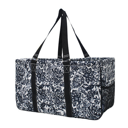 23" Damask Bliss Utility Bag