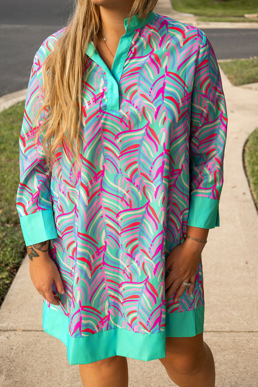 Green Plus Size Palm Pattern Long Sleeve Shift Dress