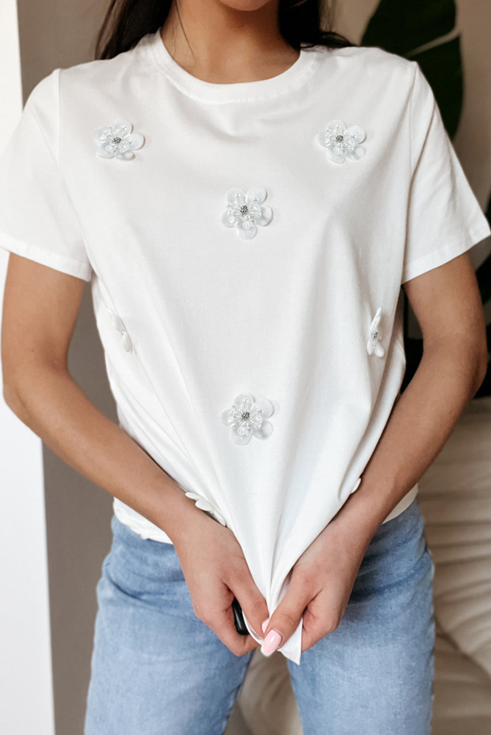 White Flower Applique Round Neck T-shirt