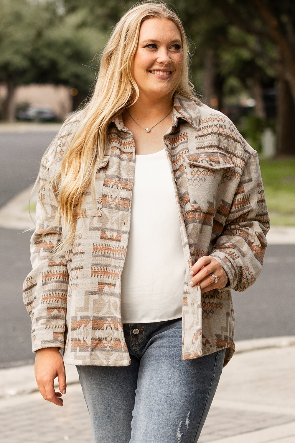 White Aztec Geometric Print Pockets Plus Size Jacket