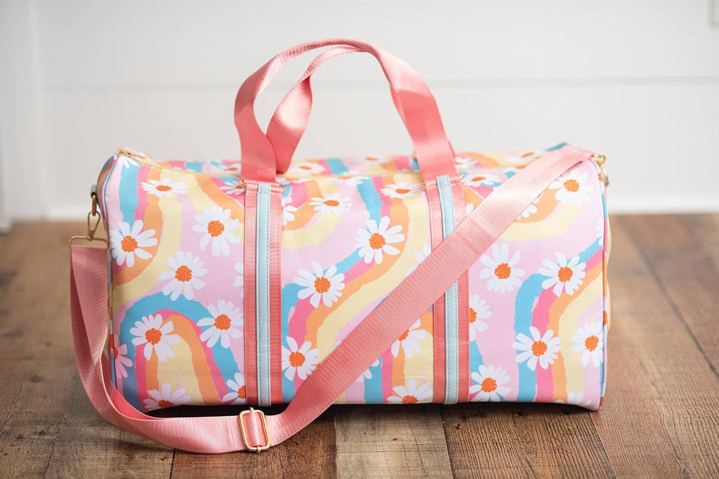 Kids Pink Rainbow Retro Daisy Duffle Bag Travel Weekender