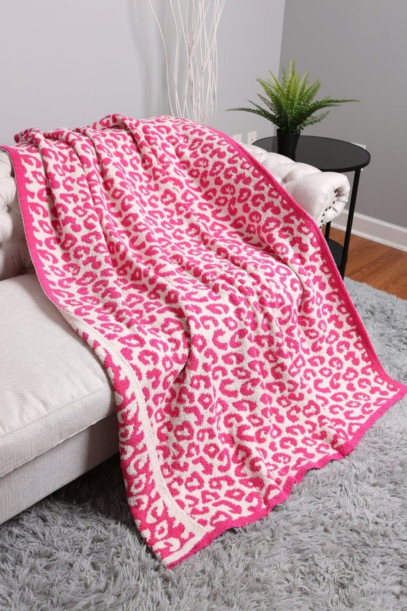 Super Lux Leopard Throw Blanket