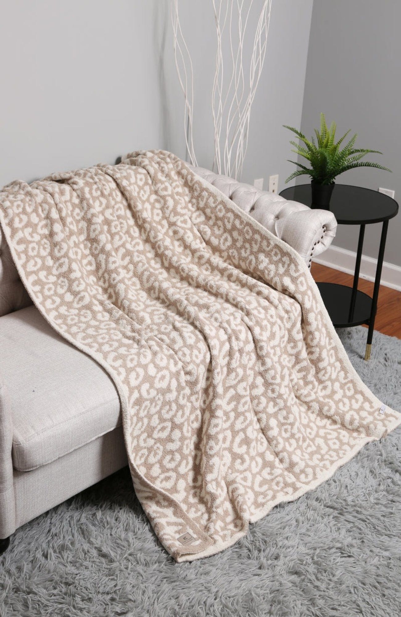 Super Lux Leopard Throw Blanket