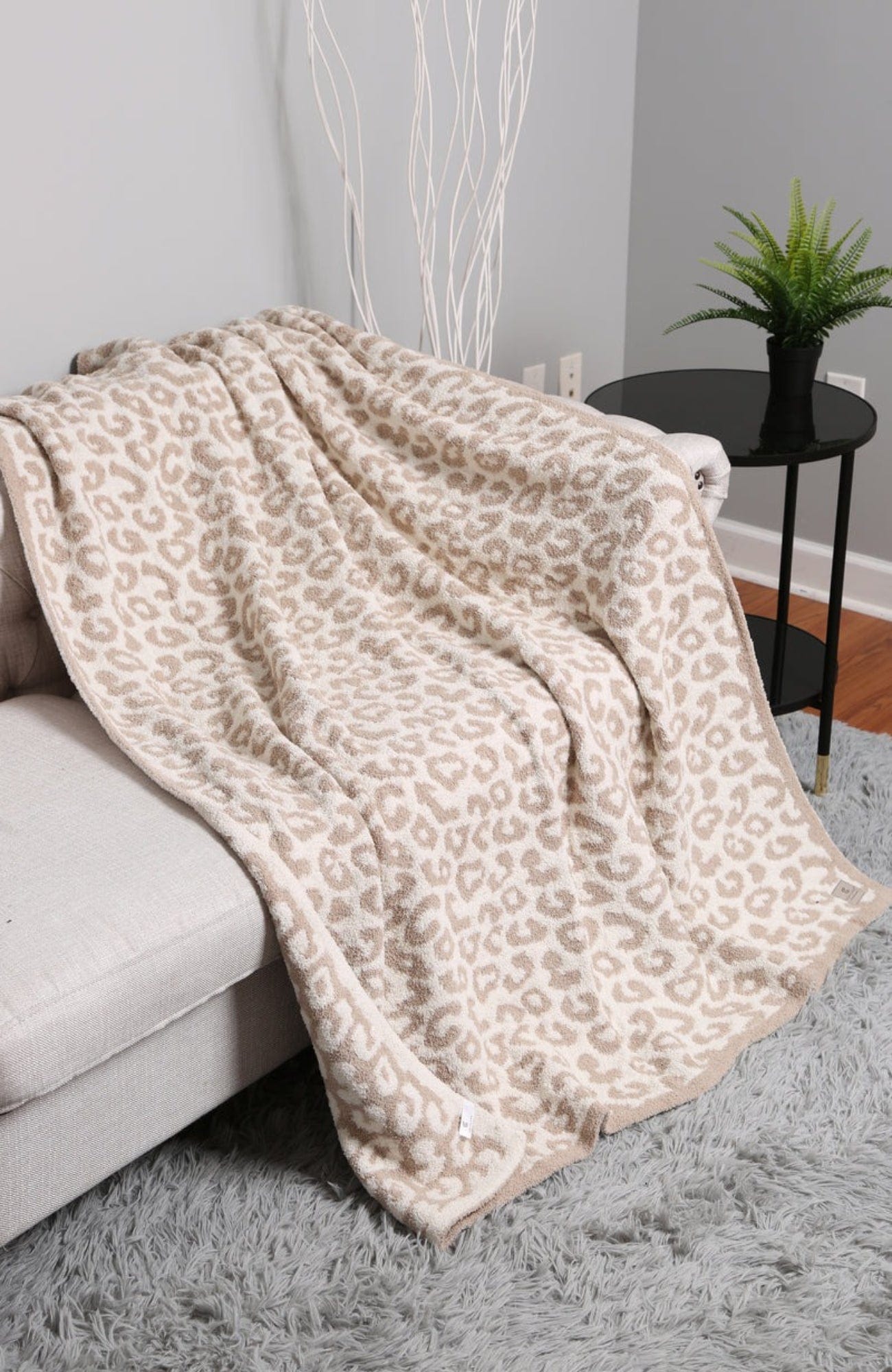 Super Lux Leopard Throw Blanket