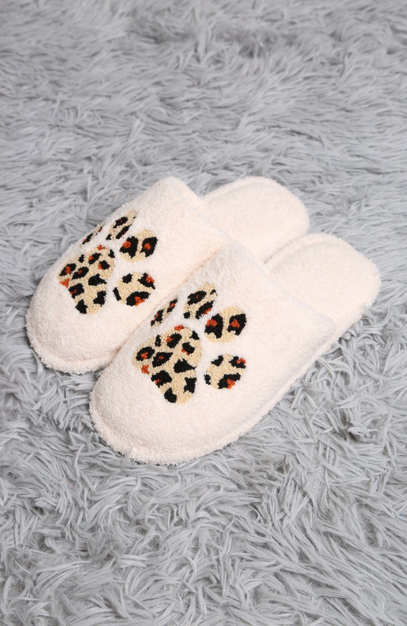 Super Lux Leopard Paw Slippers