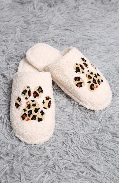 Super Lux Leopard Paw Slippers