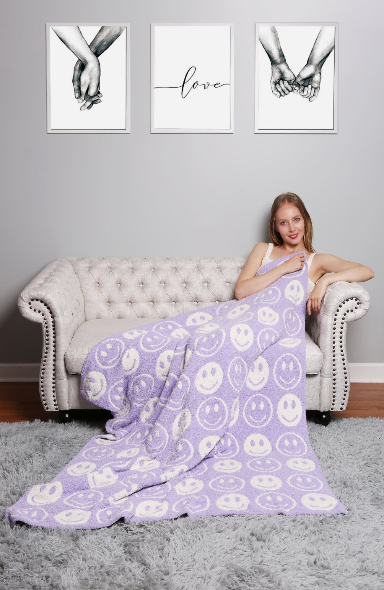 Super Lux Smiley Face Throw Blanket