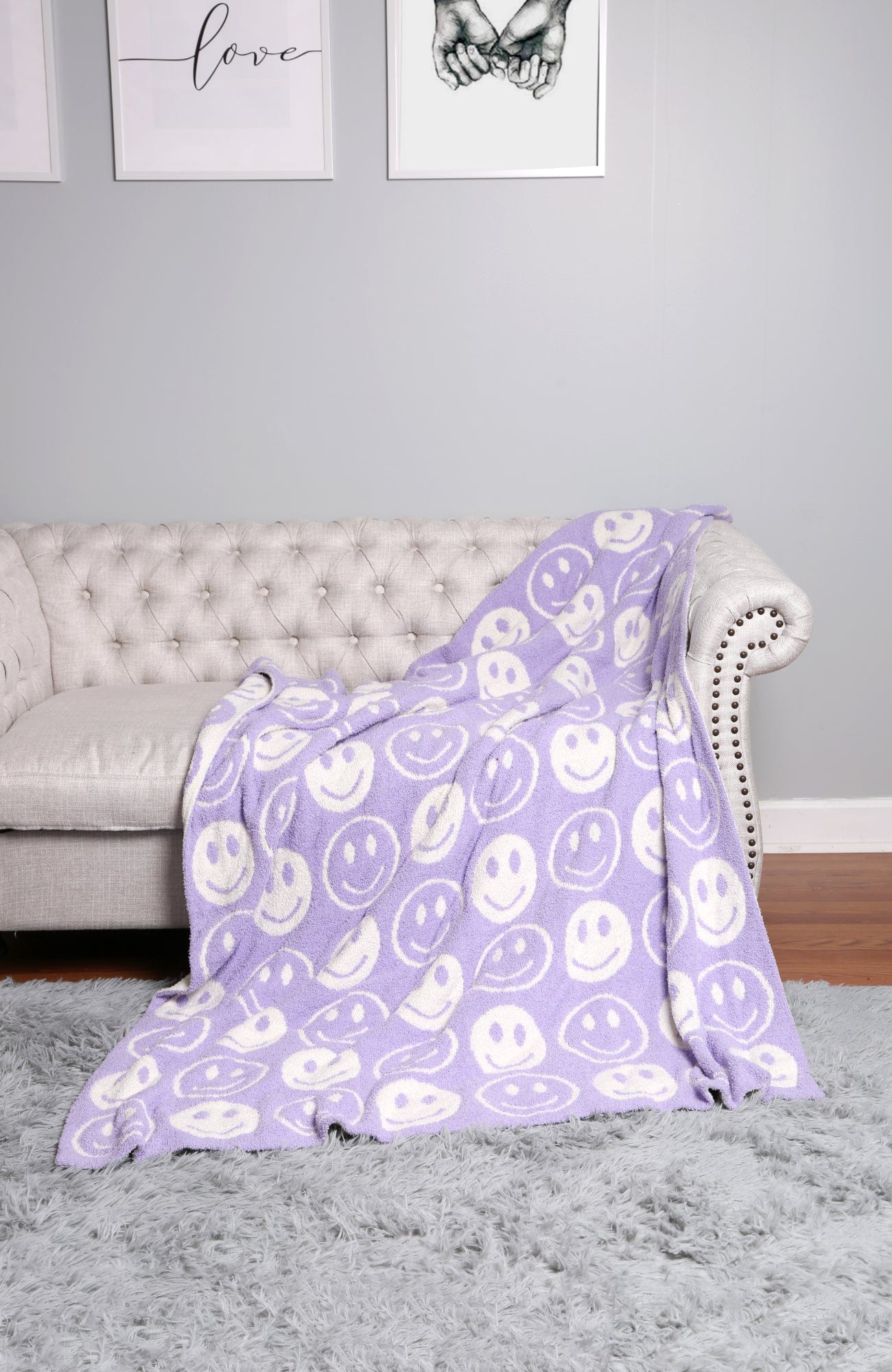 Super Lux Smiley Face Throw Blanket