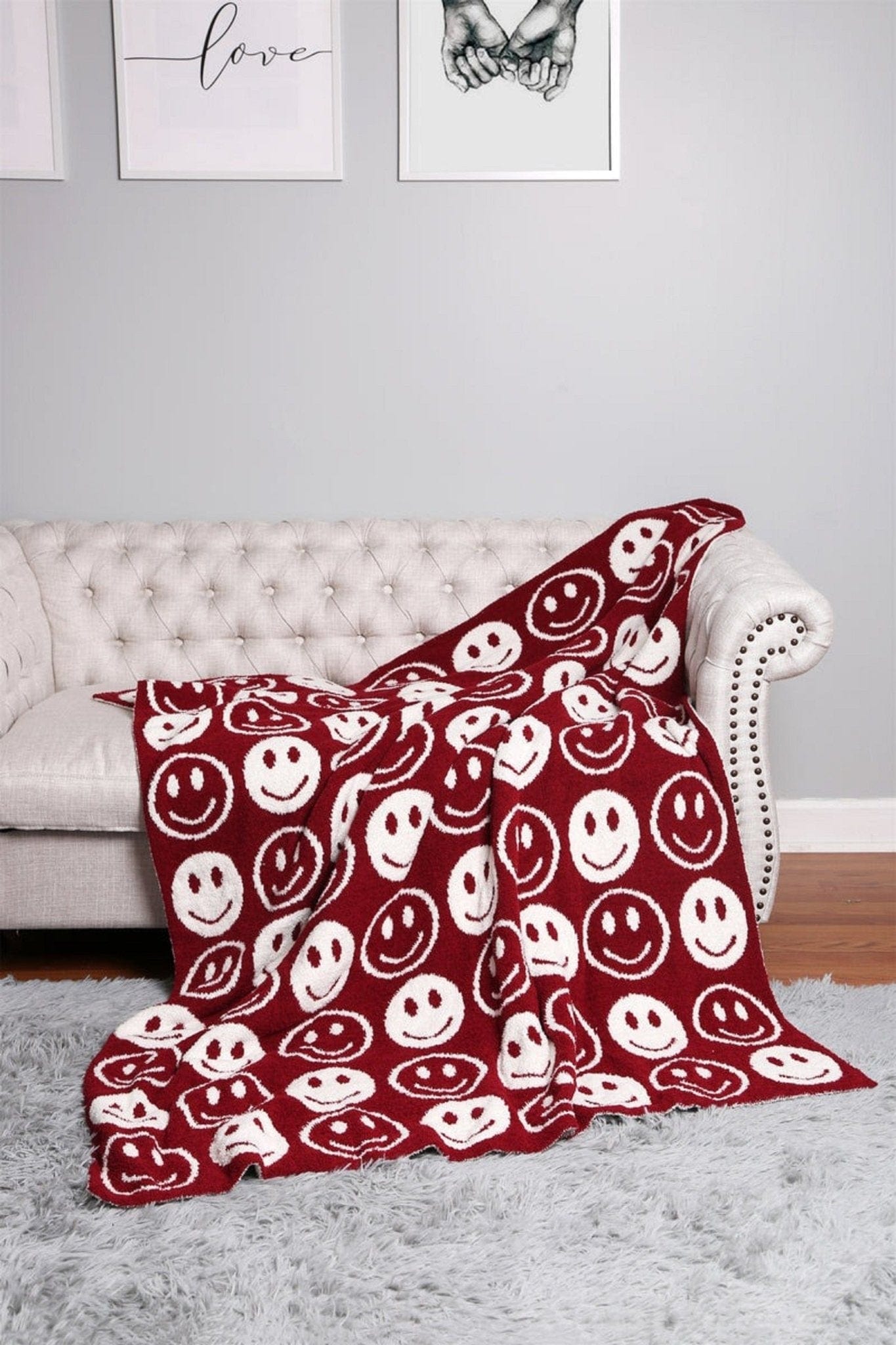 Super Lux Smiley Face Throw Blanket