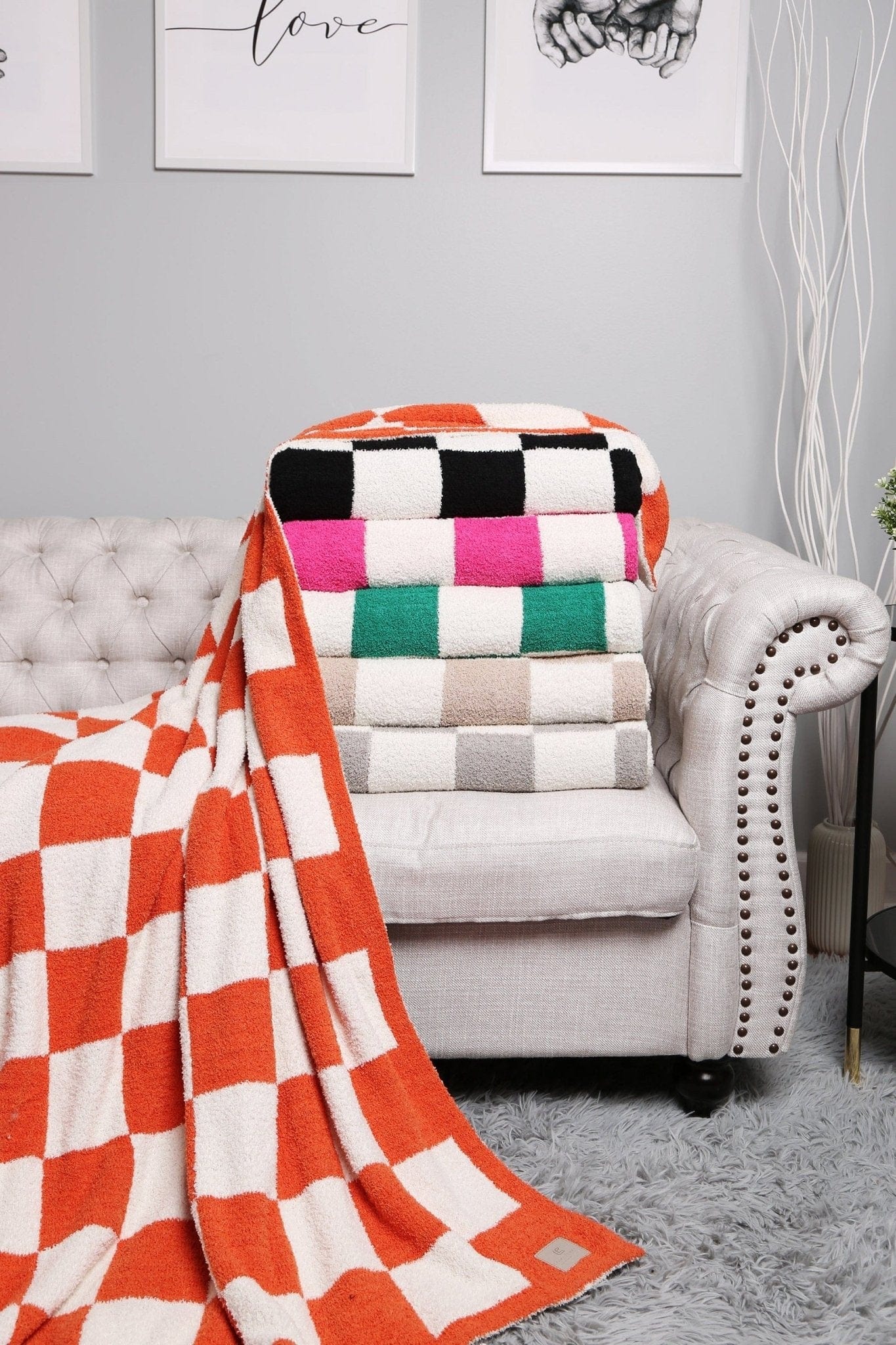 Super Lux Checkered Throw Blanket