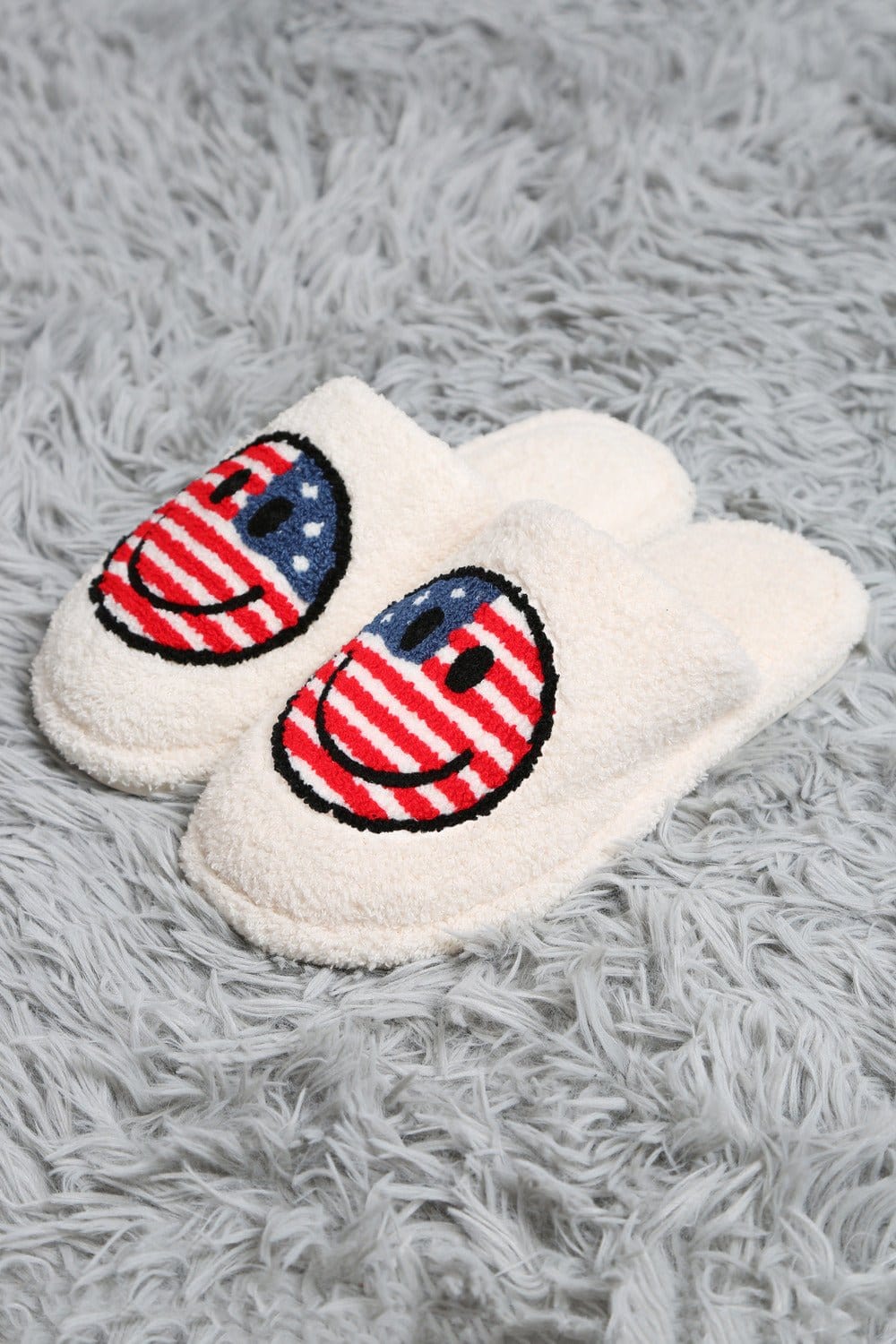 Super Lux American Flag Smiley Slippers